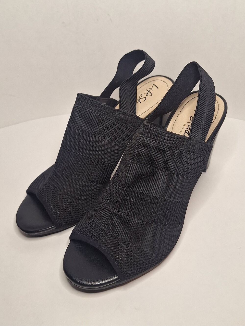 LifeStride Soft System Afton Womens Size 8.5M Black Flyknit 3.5" Heel Shoes